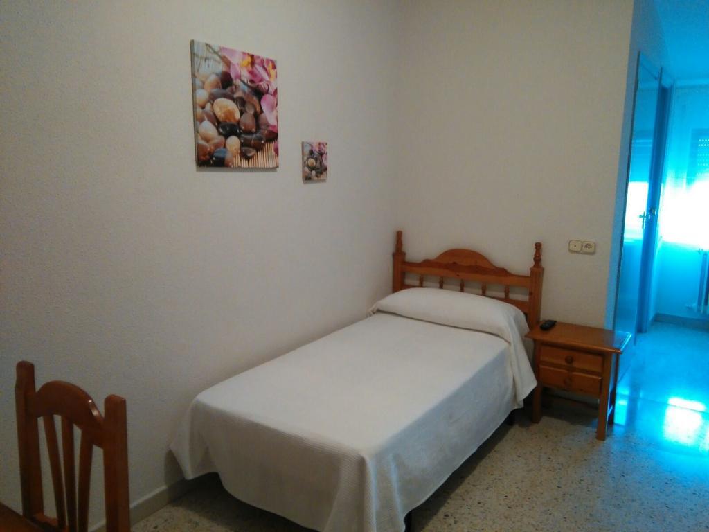 Single Room,1598933156:JPEG